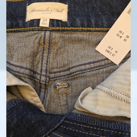 Abercrombie & Fitch Dark Blue Denim Mini Skirt with Floral Scarf Accent Size 24" - Picture 9 of 9